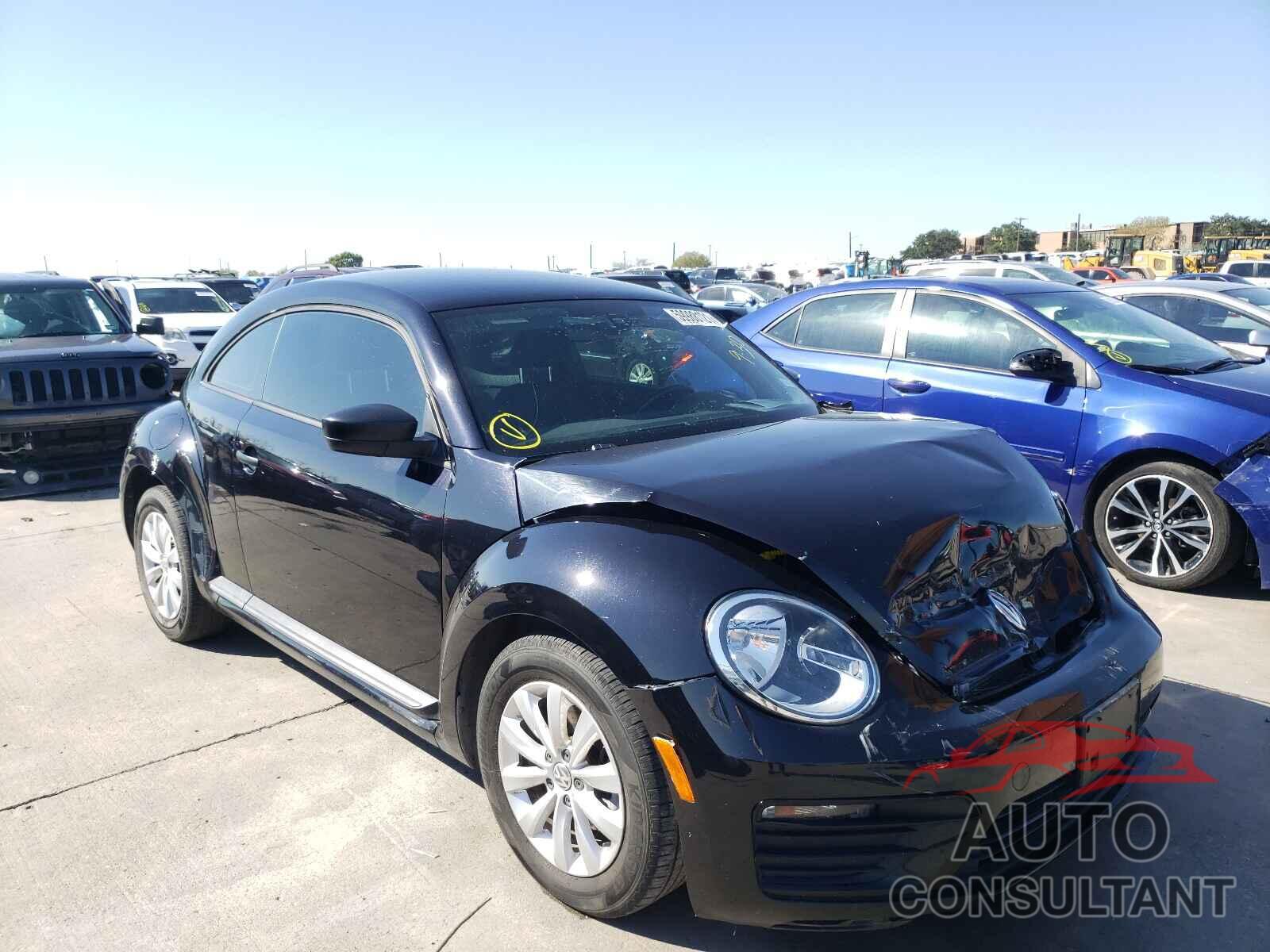 VOLKSWAGEN BEETLE 2017 - 3VWF17AT8HM613157