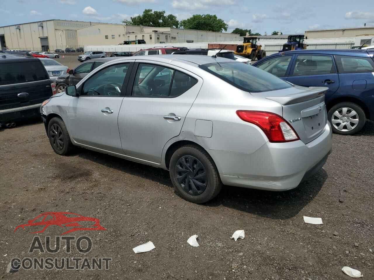 NISSAN VERSA 2019 - 3N1CN7AP3KL857148