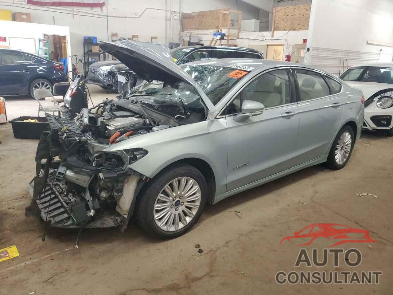 FORD FUSION 2013 - 3FA6P0LU4DR247828