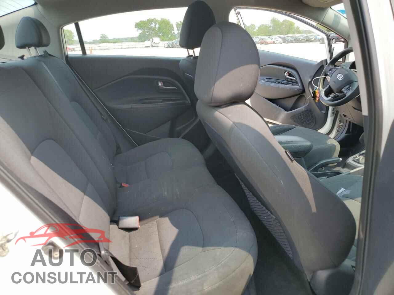 KIA RIO 2012 - KNADN4A33C6068343