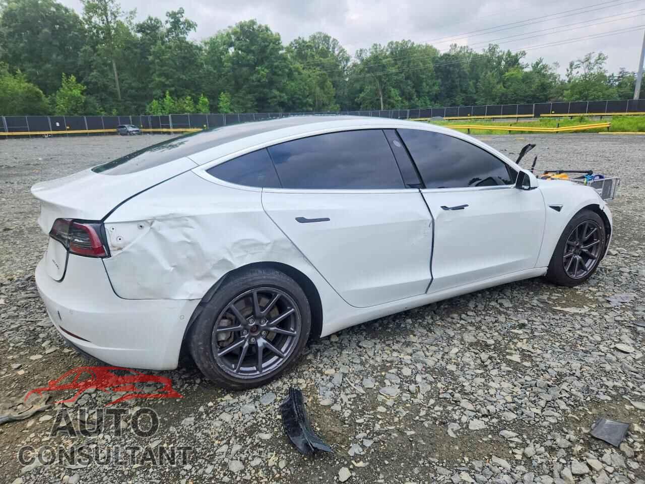TESLA MODEL 3 2020 - 5YJ3E1EB4LF513689