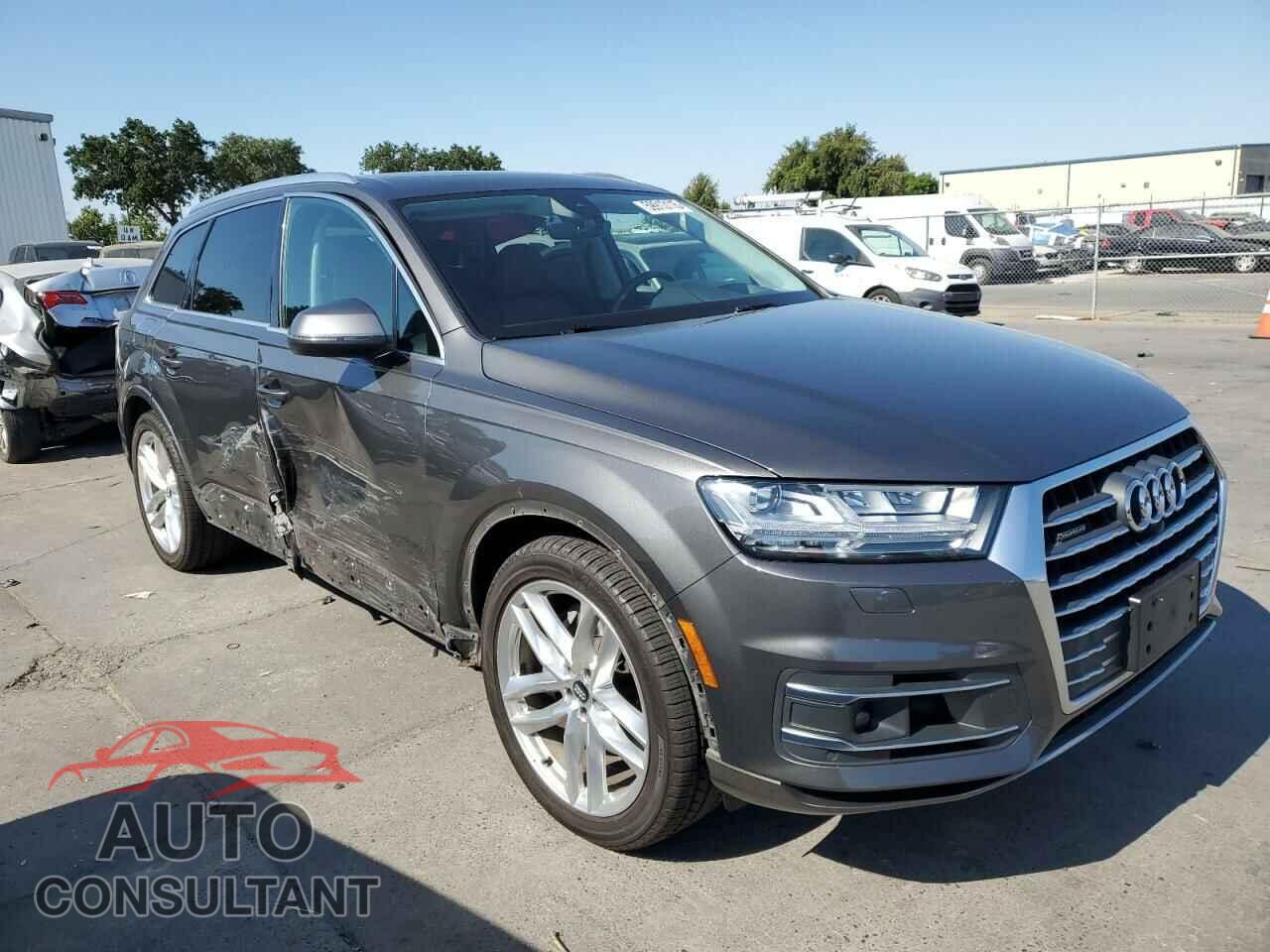 AUDI Q7 2018 - WA1VAAF72JD035446
