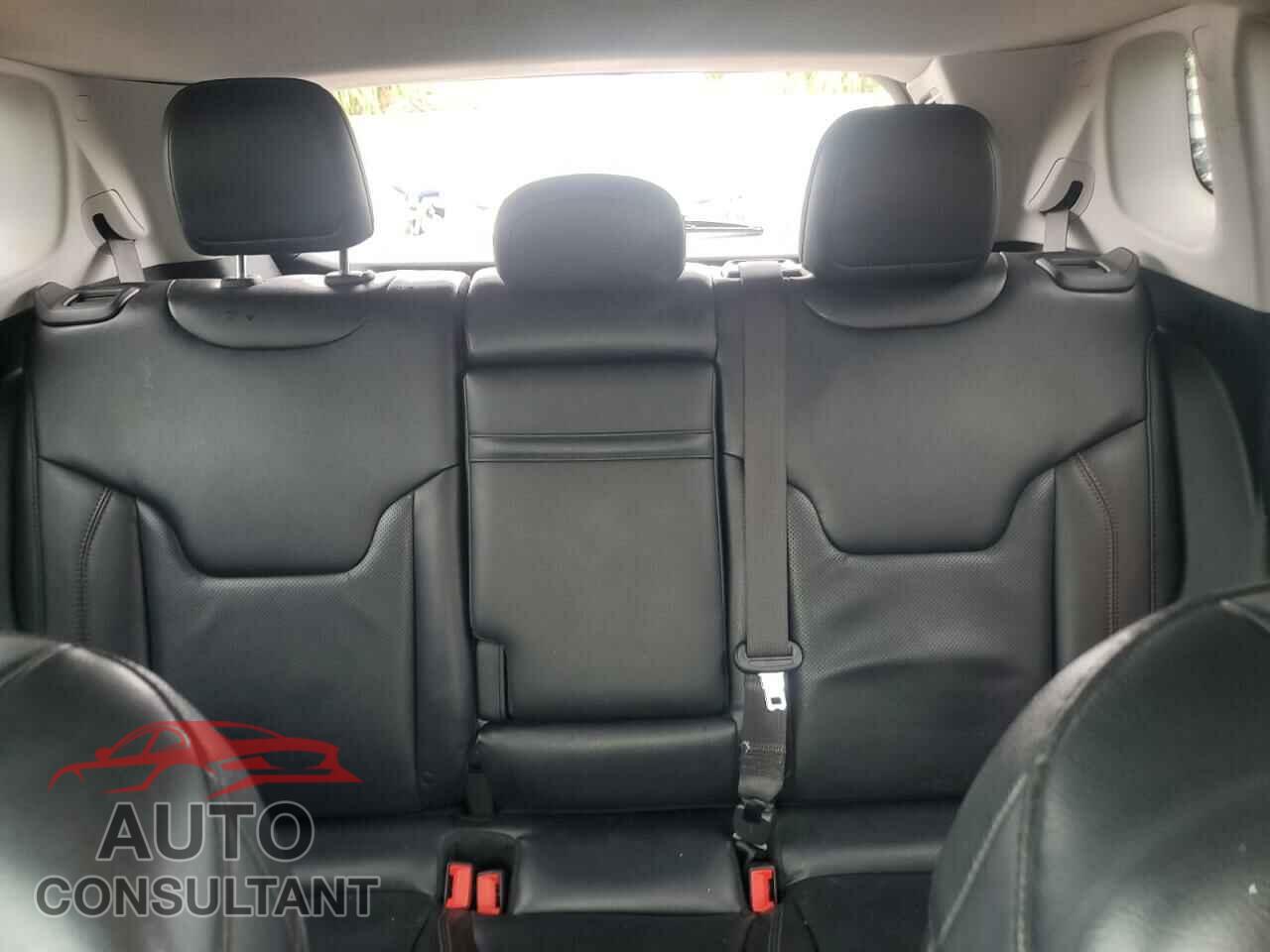 JEEP COMPASS 2019 - 3C4NJCCB2KT777867