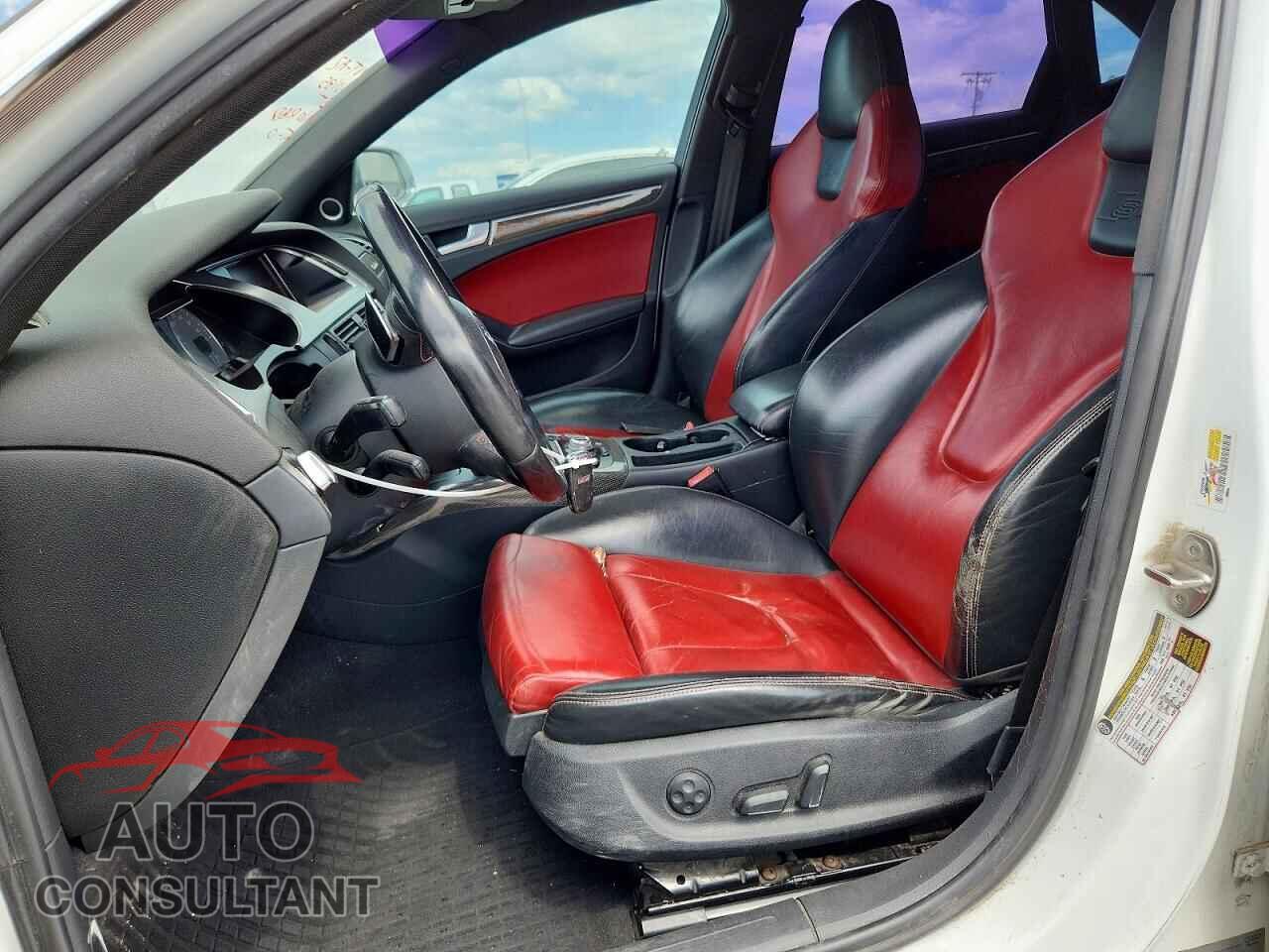 AUDI S4/RS4 2010 - WAUBGAFL9AA183791