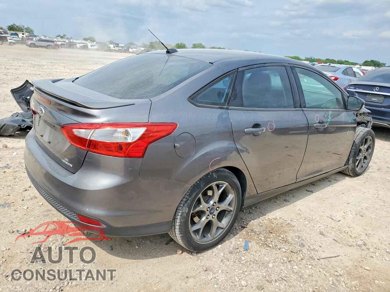 FORD FOCUS 2014 - 1FADP3F23EL109149
