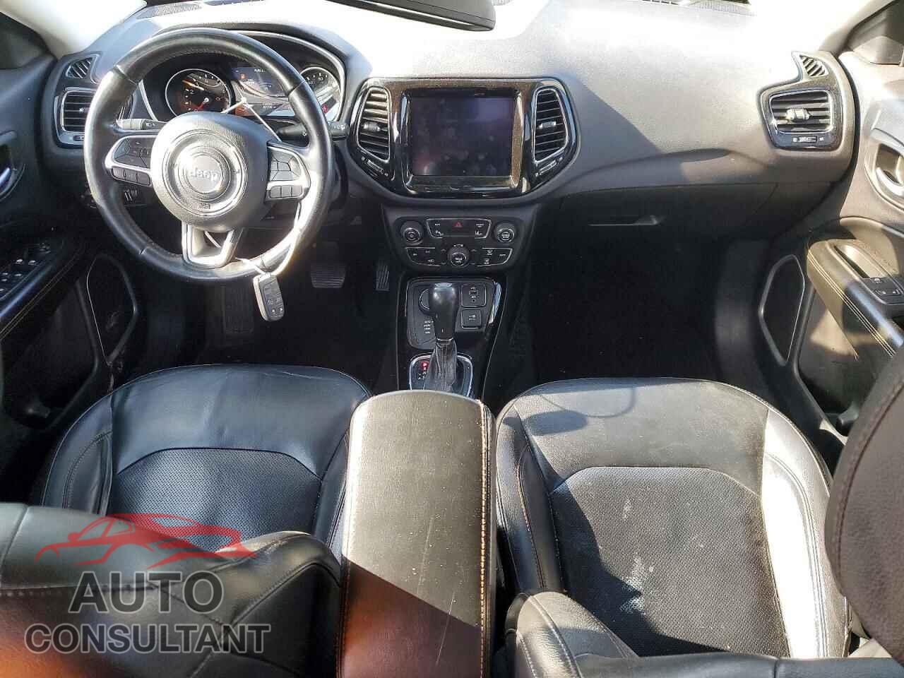 JEEP COMPASS 2018 - 3C4NJDCB2JT332808