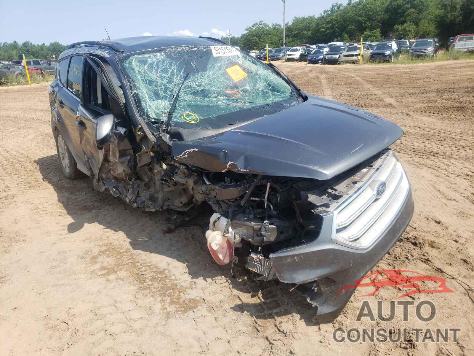 FORD ESCAPE 2017 - 1FMCU9GD5HUC65057