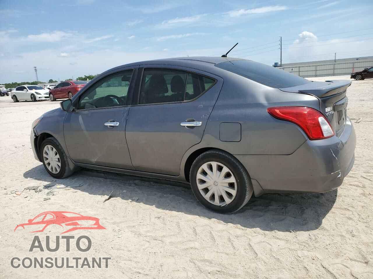NISSAN VERSA 2017 - 3N1CN7AP3HL823526
