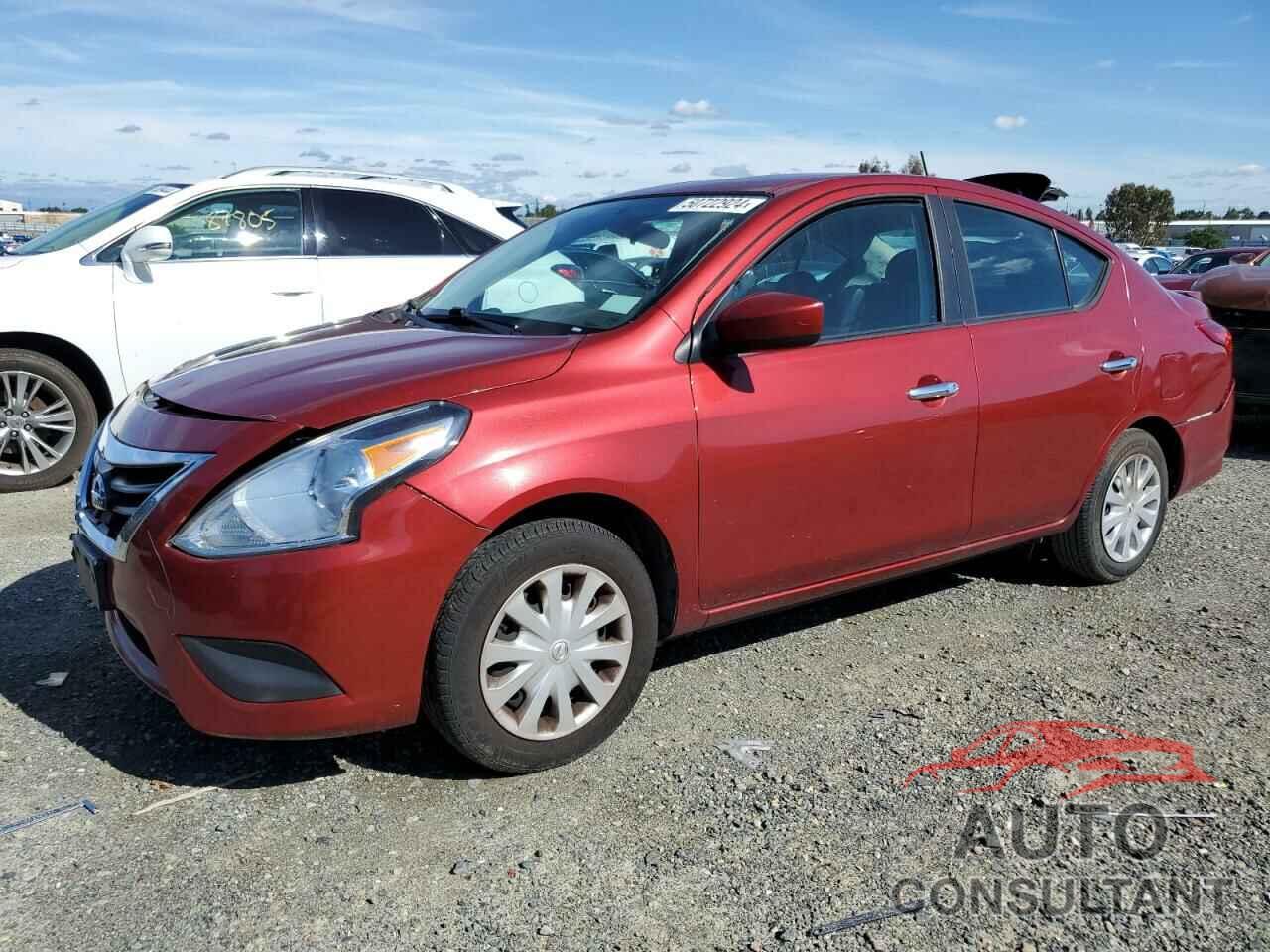 NISSAN VERSA 2018 - 3N1CN7AP6JL842948