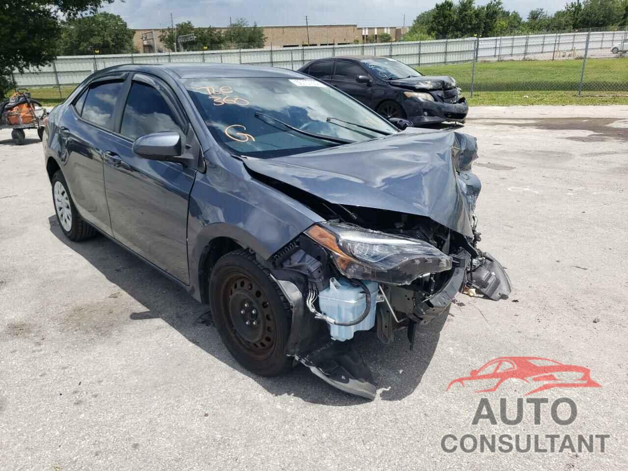 TOYOTA COROLLA 2018 - 5YFBURHE5JP834046