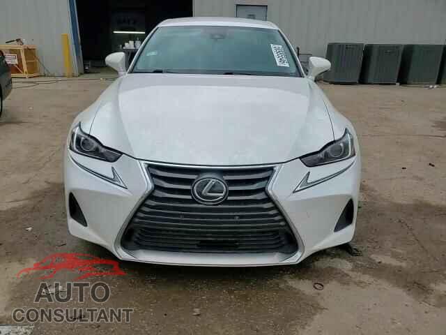 LEXUS IS 2017 - JTHCM1D23H5022977