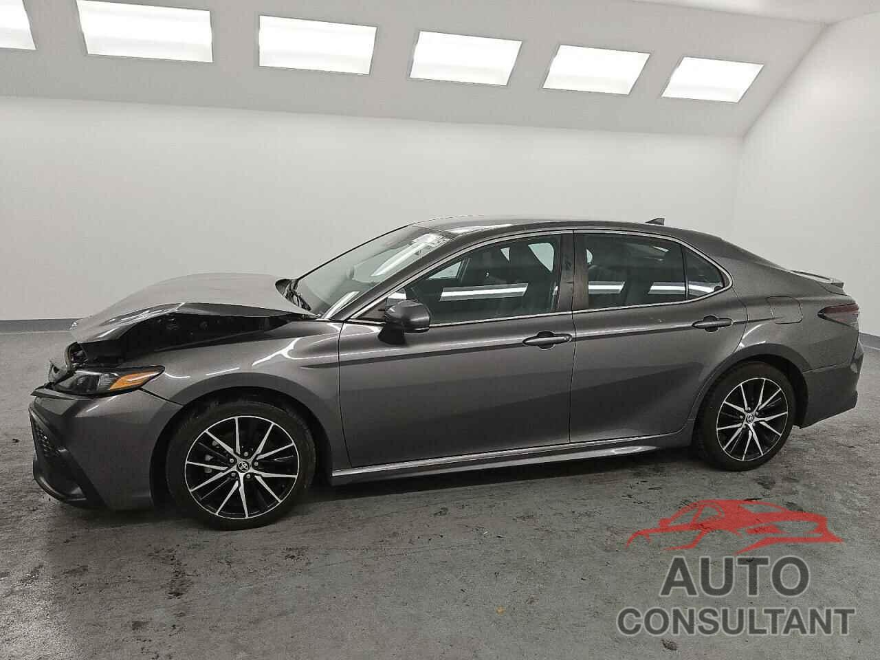 TOYOTA CAMRY 2021 - 4T1G11AK4MU542858