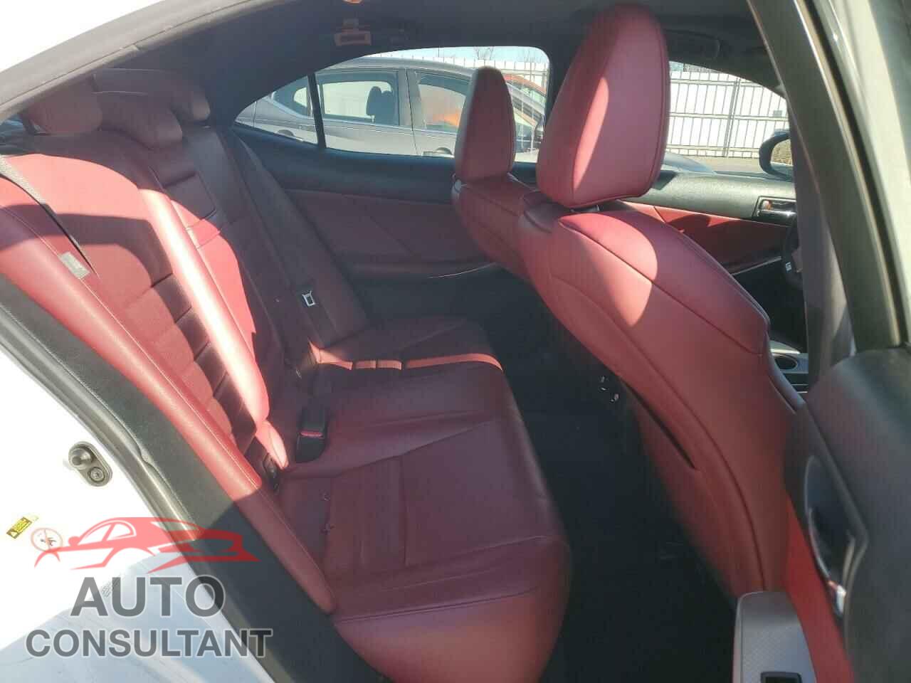 LEXUS IS 2014 - JTHBF1D21E5034305