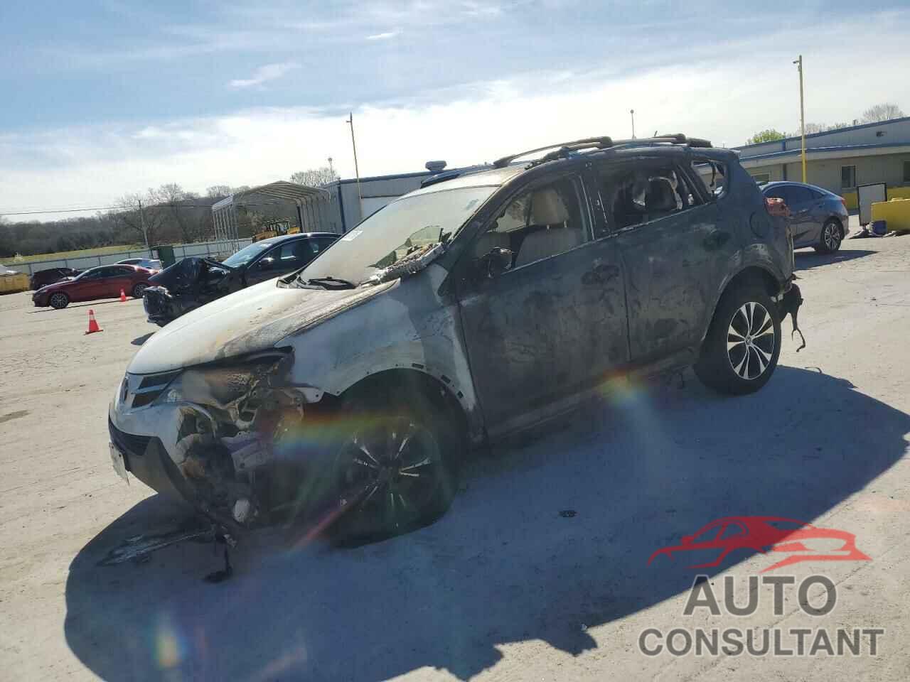 TOYOTA RAV4 2015 - JTMDFREV3FD134298