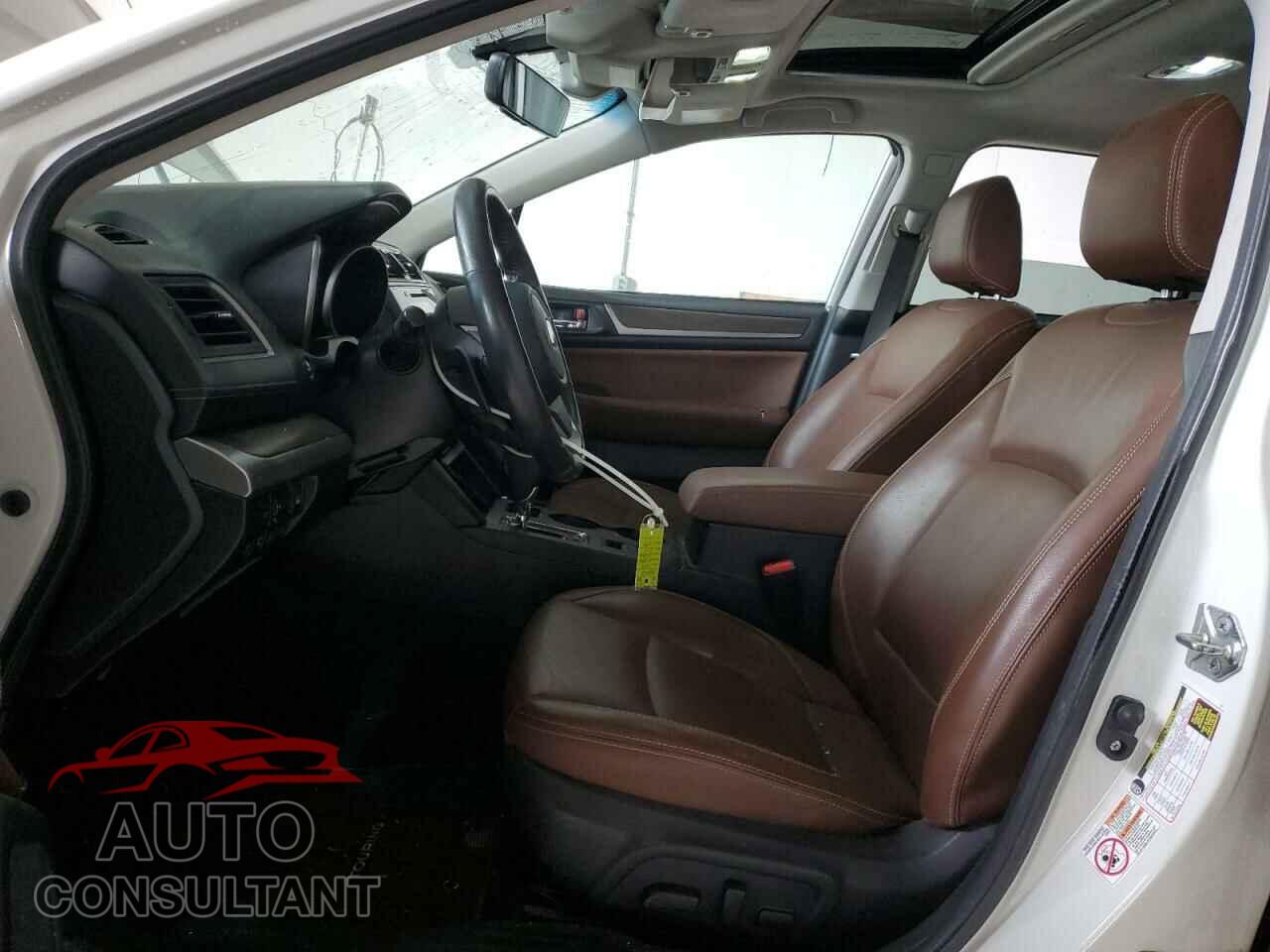 SUBARU OUTBACK 2018 - 4S4BSATC5J3348323
