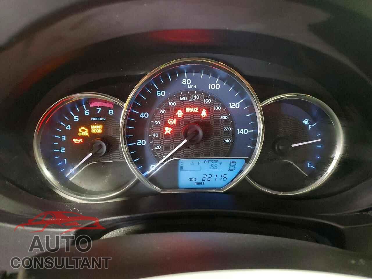 TOYOTA COROLLA 2015 - 5YFBURHE0FP192553