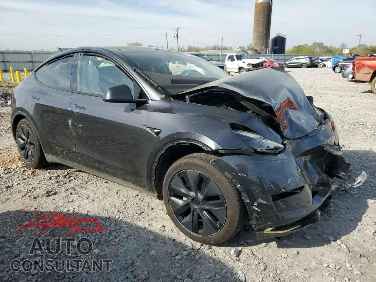 TESLA MODEL Y 2024 - 7SAYGDED6RF112689