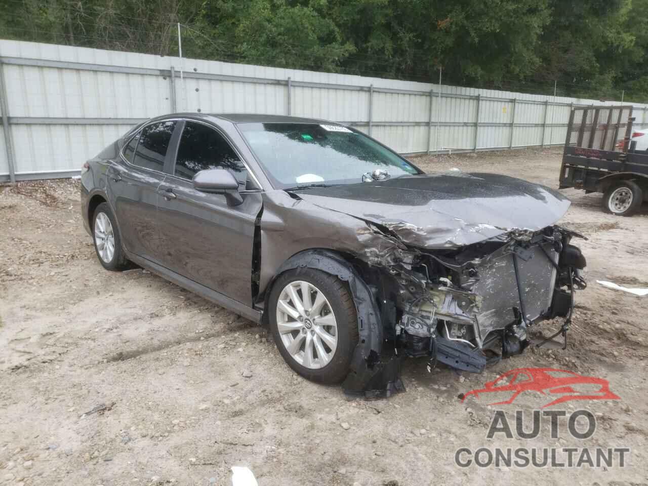 TOYOTA CAMRY 2018 - 4T1B11HK1JU112183