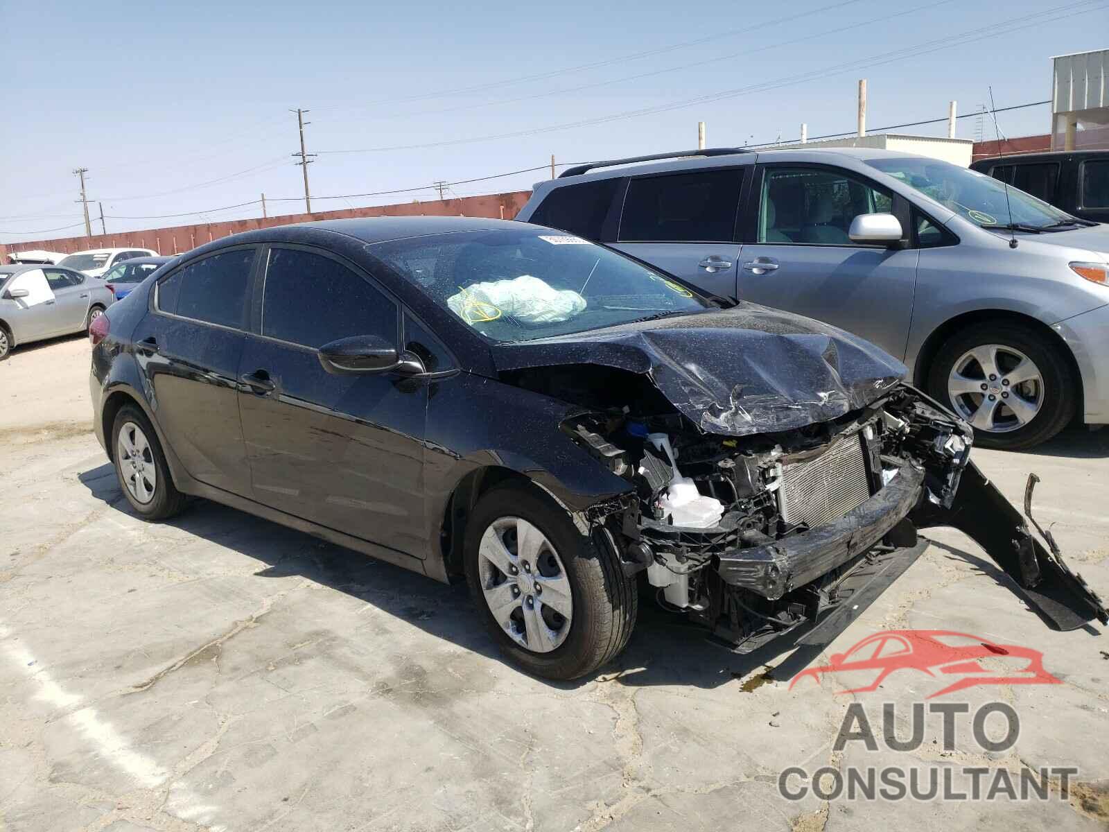 KIA FORTE 2018 - 3KPFK4A75JE253170
