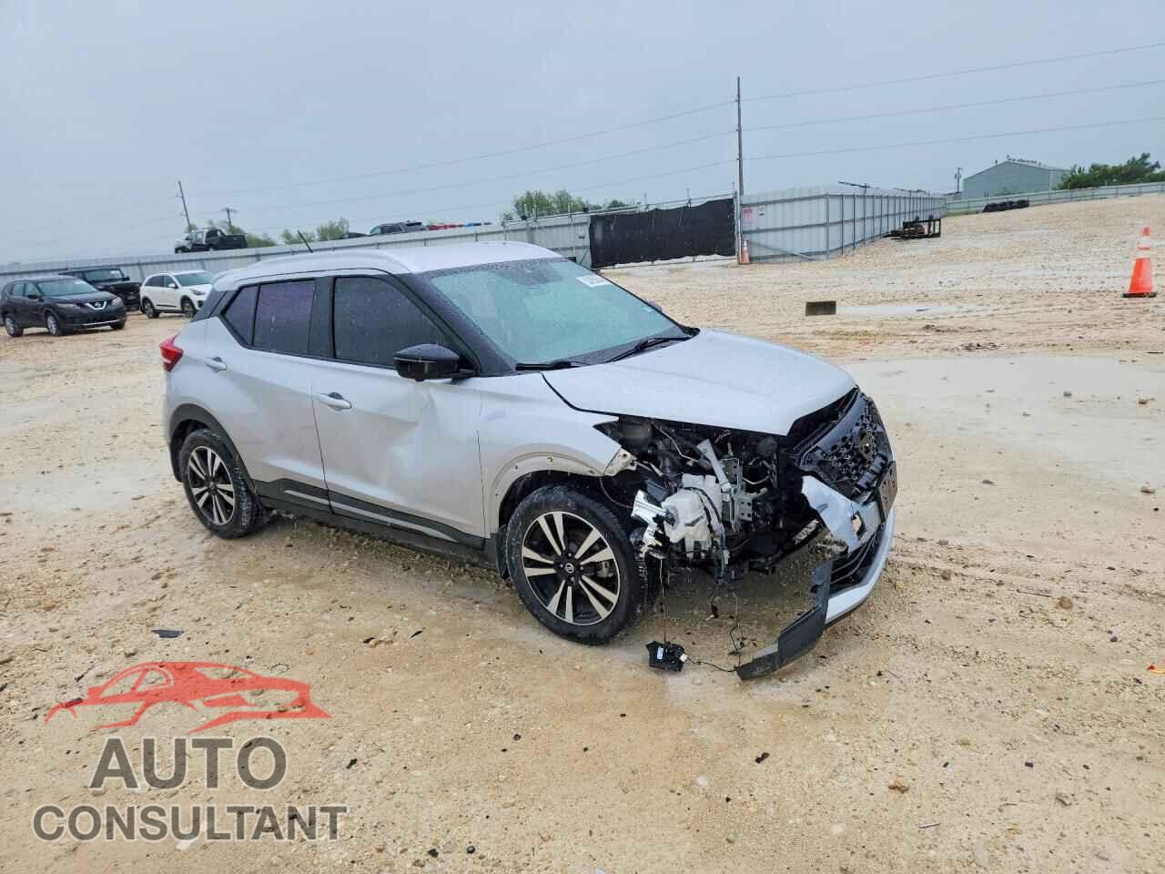 NISSAN KICKS 2020 - 3N1CP5DV0LL499162