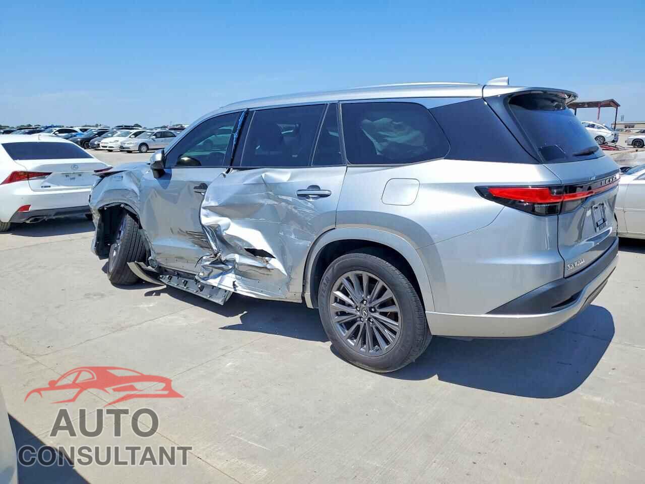 LEXUS UNKNOWN 2024 - 5TDAAAA60RS001301