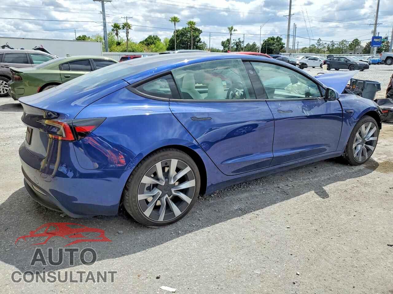 TESLA MODEL 3 2025 - 5YJ3E1EA2SF040364
