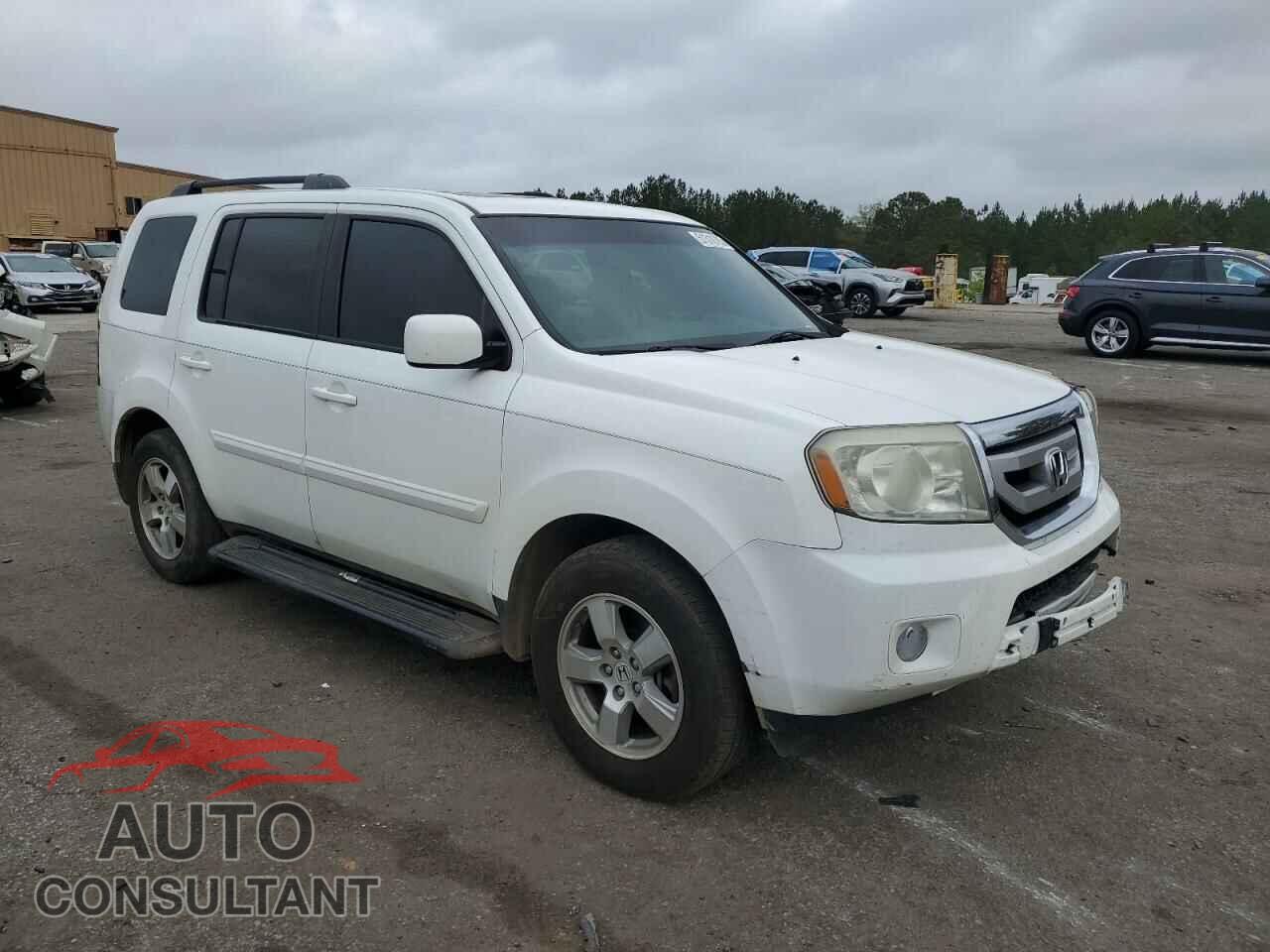 HONDA PILOT 2011 - 5FNYF3H57BB049610