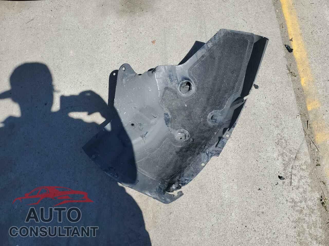 TESLA MODEL 3 2020 - 5YJ3E1EC6LF647337