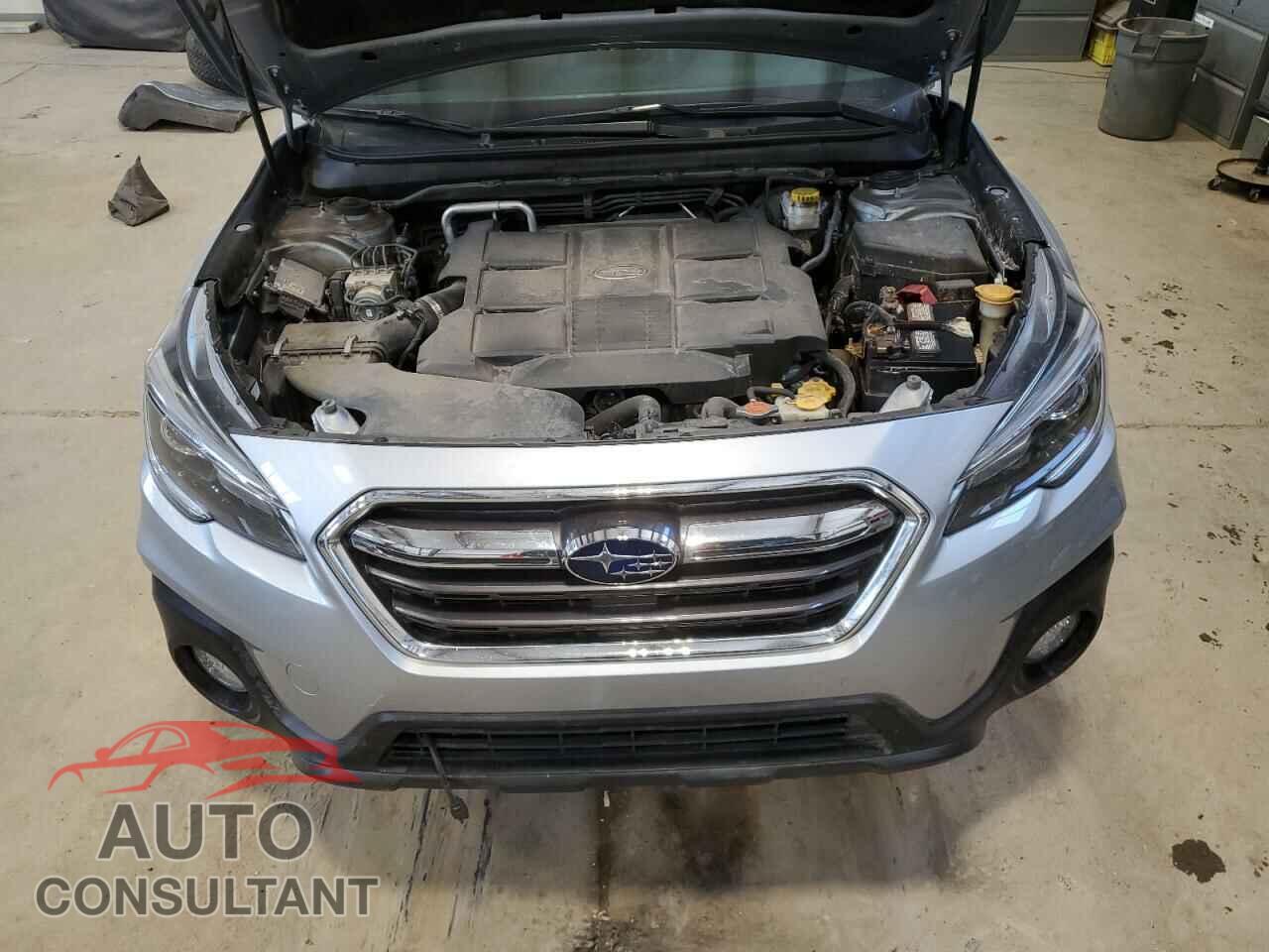SUBARU OUTBACK 2018 - 4S4BSFTC6J3340843