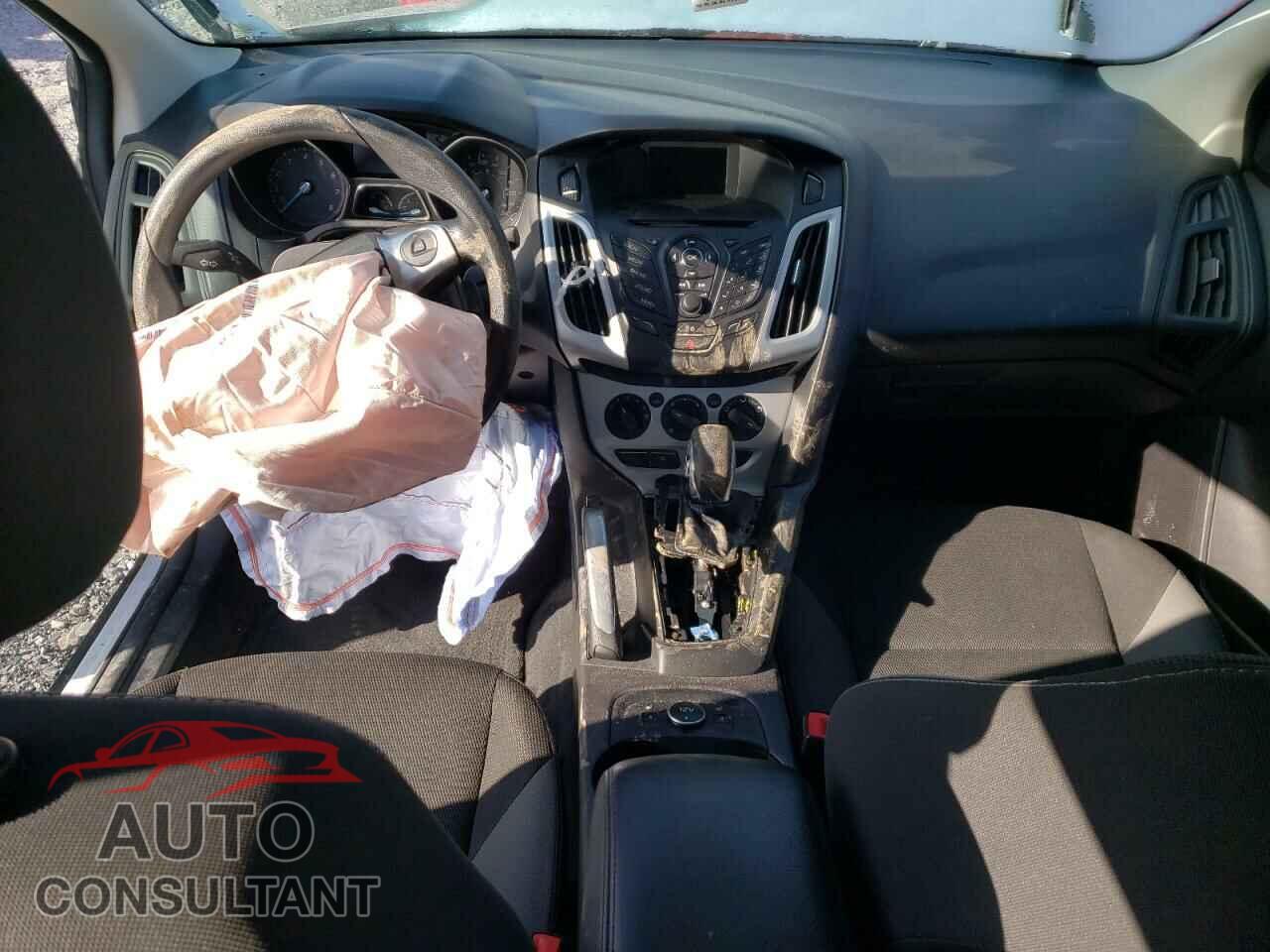 FORD FOCUS 2013 - 1FADP3F27DL310521