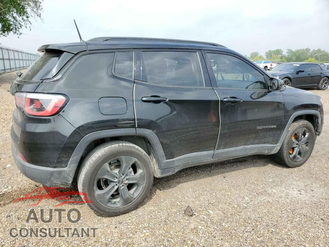 JEEP COMPASS 2018 - 3C4NJDBB3JT492553