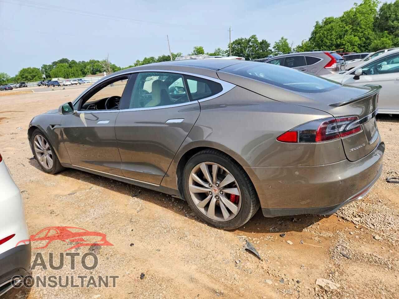 TESLA MODEL S 2015 - 5YJSA1H47FF089823
