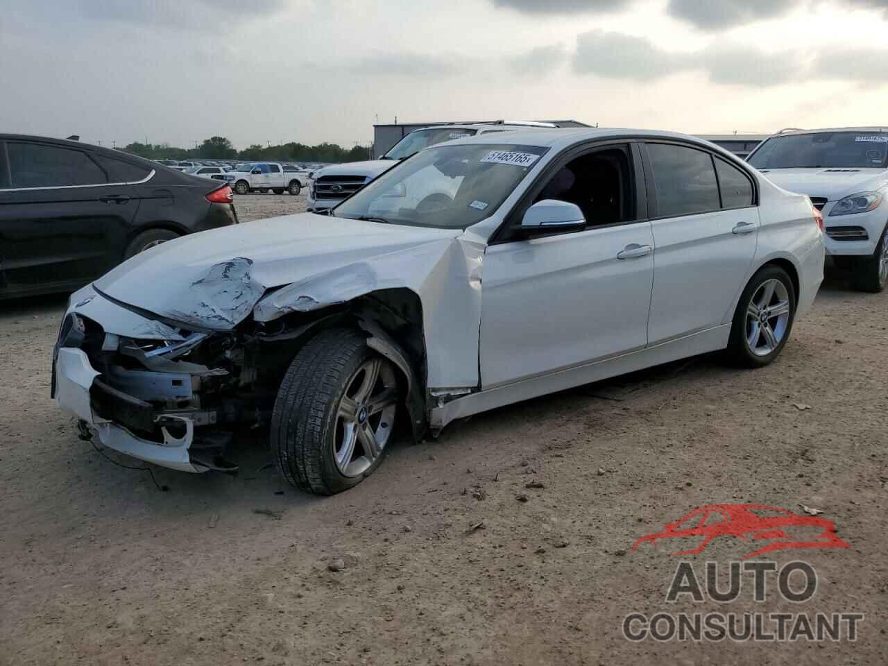 BMW 3 SERIES 2014 - WBA3C1C52EK111563