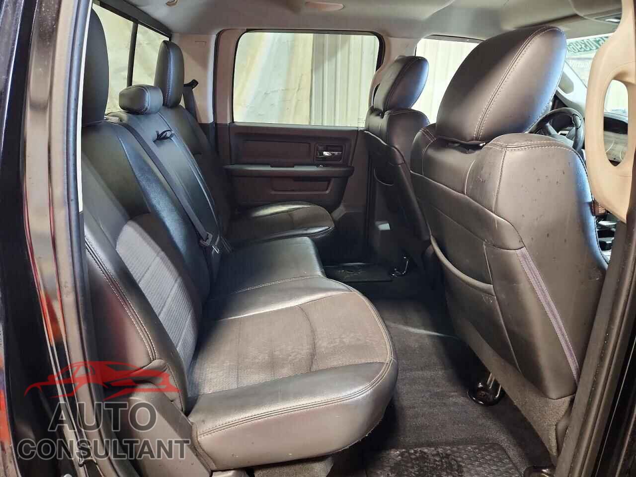 DODGE RAM 1500 2012 - 1C6RD6MT3CS243143