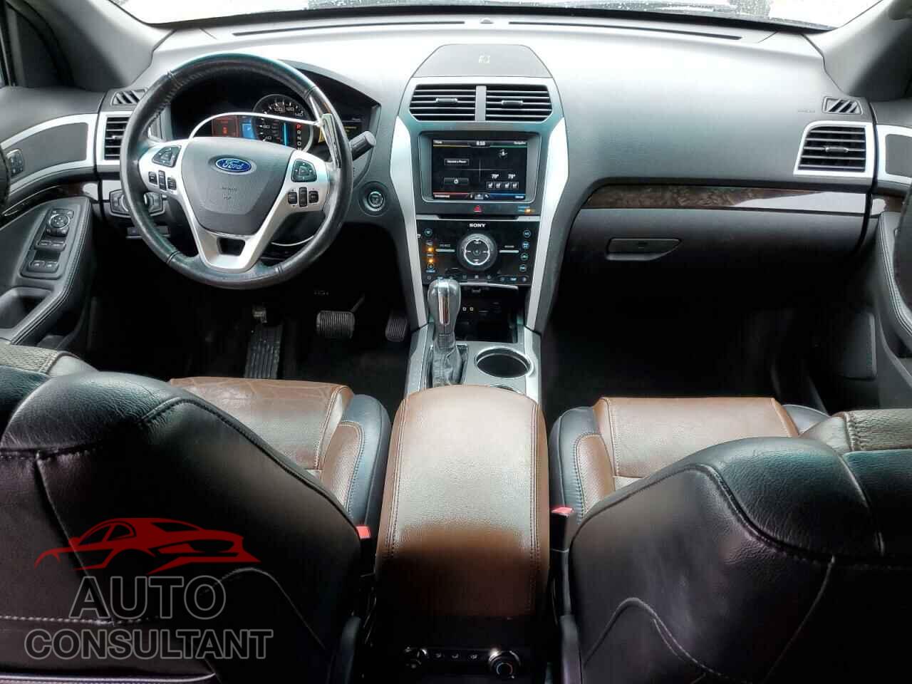 FORD EXPLORER 2011 - 1FMHK8F82BGA48260