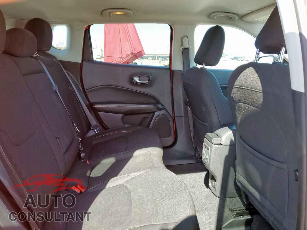 JEEP COMPASS 2020 - 3C4NJCAB3LT253177