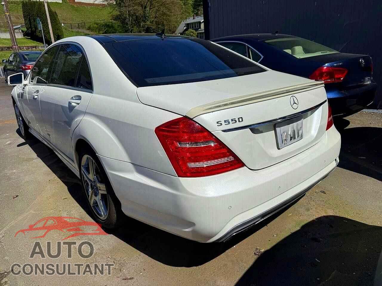 MERCEDES-BENZ S-CLASS 2011 - WDDNG7BB2BA387601