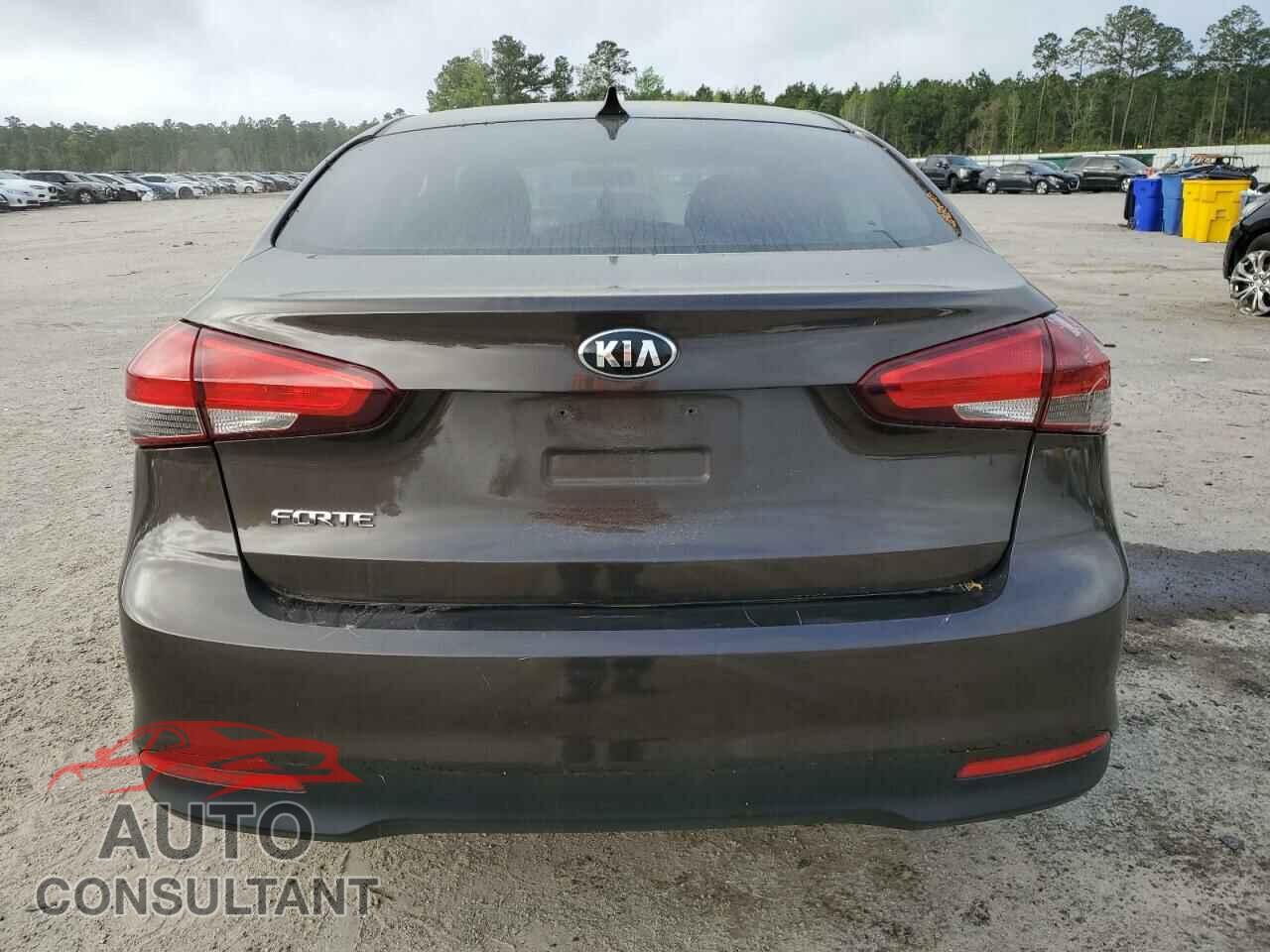 KIA FORTE 2017 - 3KPFK4A77HE135437