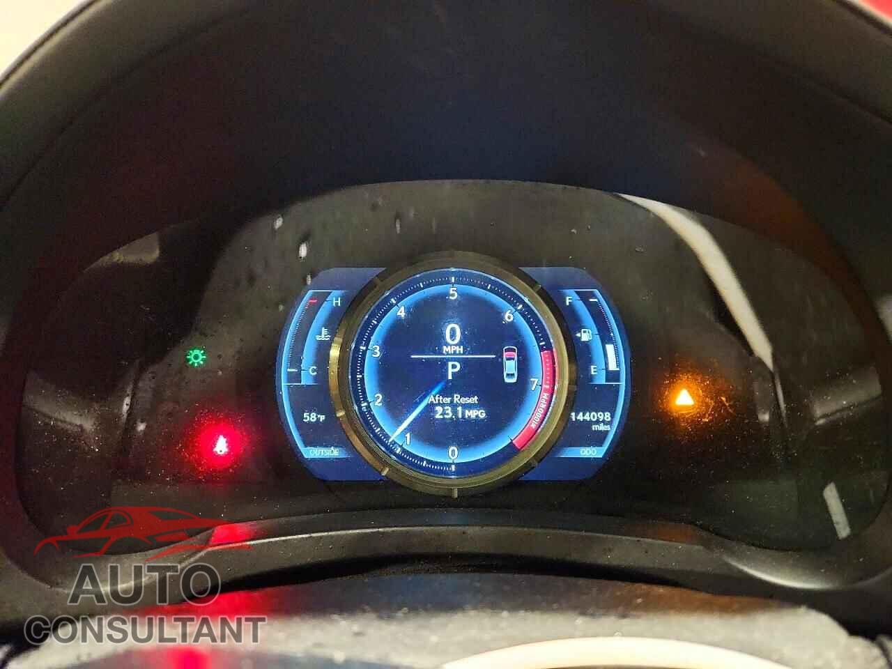 LEXUS IS 2015 - JTHCF1D28F5018124