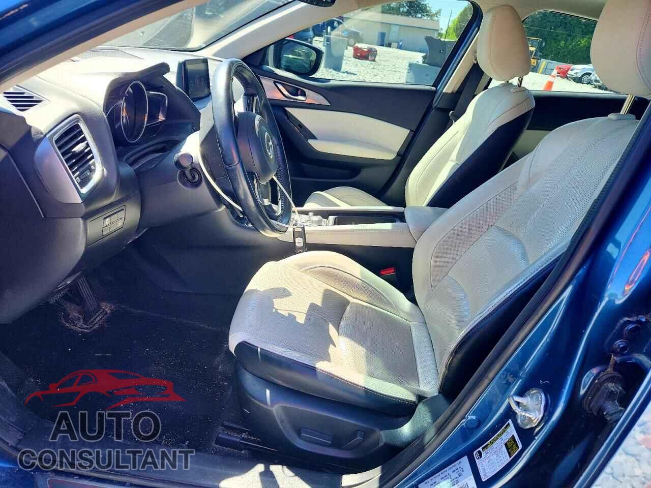 MAZDA 3 2017 - JM1BN1M34H1108468