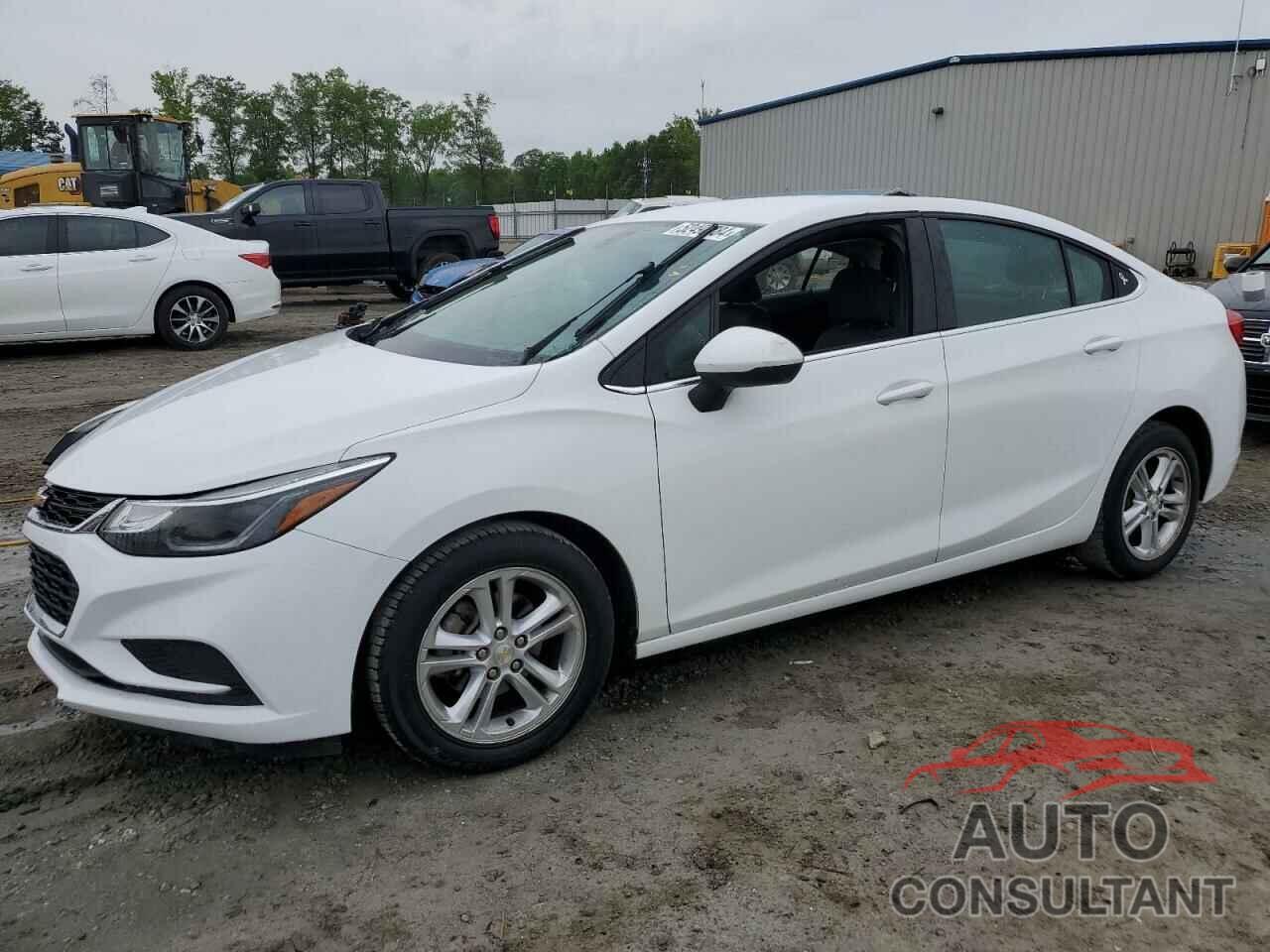 CHEVROLET CRUZE 2018 - 1G1BE5SM7J7175273