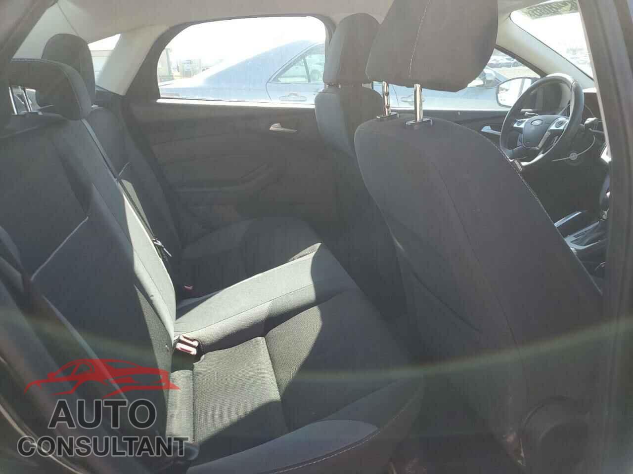 FORD FOCUS 2013 - 1FADP3F25DL261383
