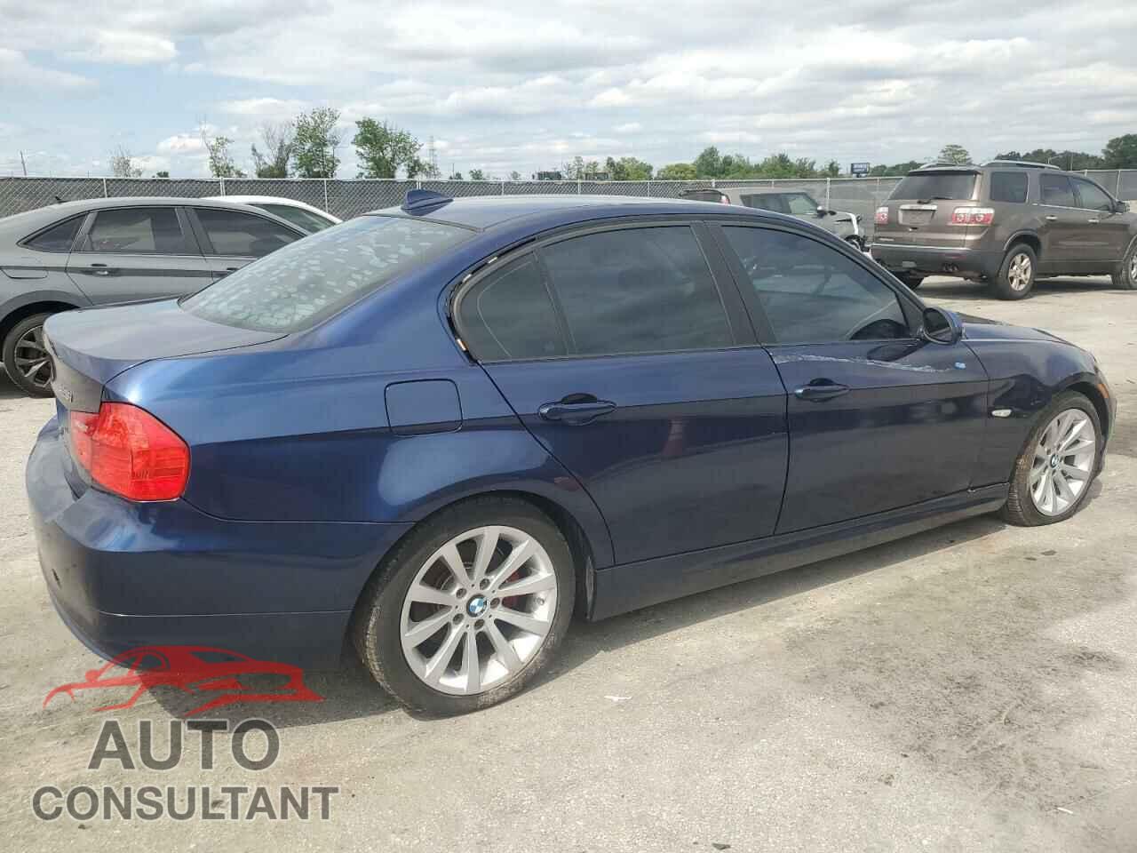 BMW 3 SERIES 2011 - WBAPH7G51BNN05971