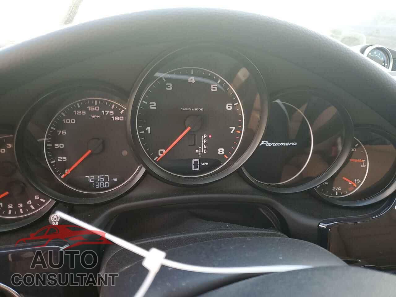 PORSCHE PANAMERA 2015 - WP0AA2A74FL005704