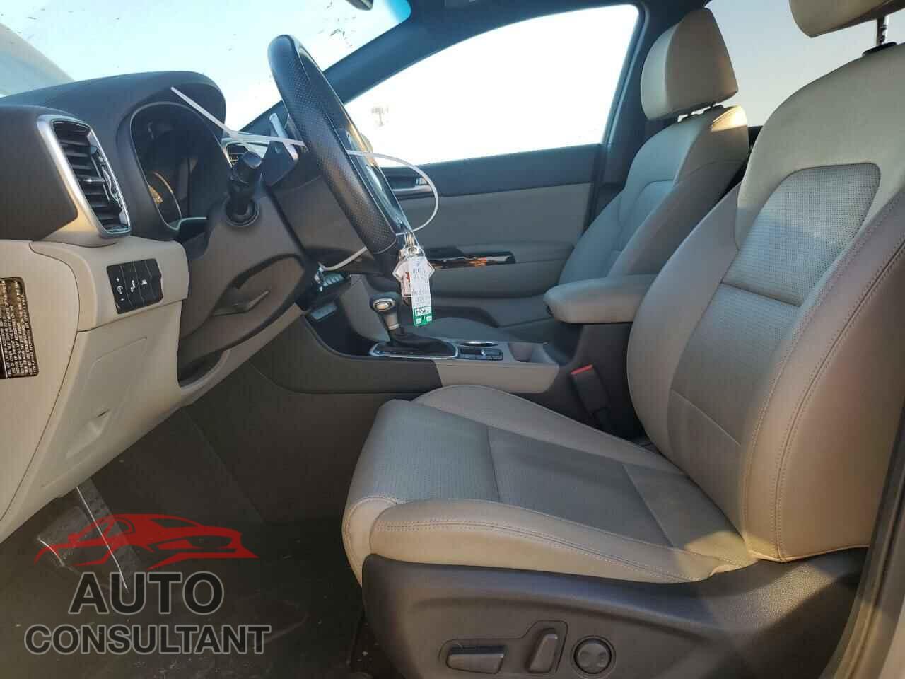 KIA SPORTAGE 2020 - KNDP63AC1L7745875