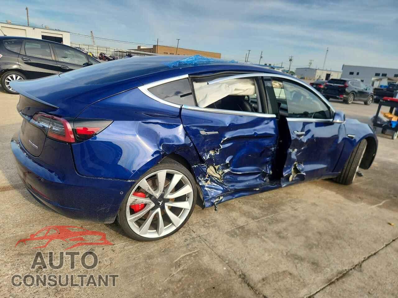 TESLA MODEL 3 2018 - 5YJ3E1EB2JF106340