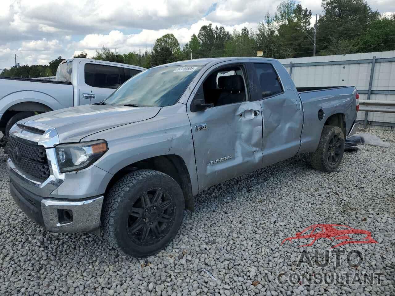 TOYOTA TUNDRA 2019 - 5TFUW5F15KX849421