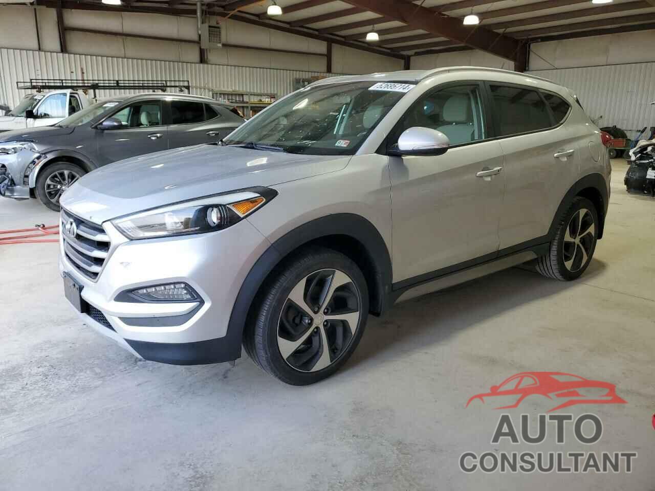 HYUNDAI TUCSON 2017 - KM8J3CA25HU296470