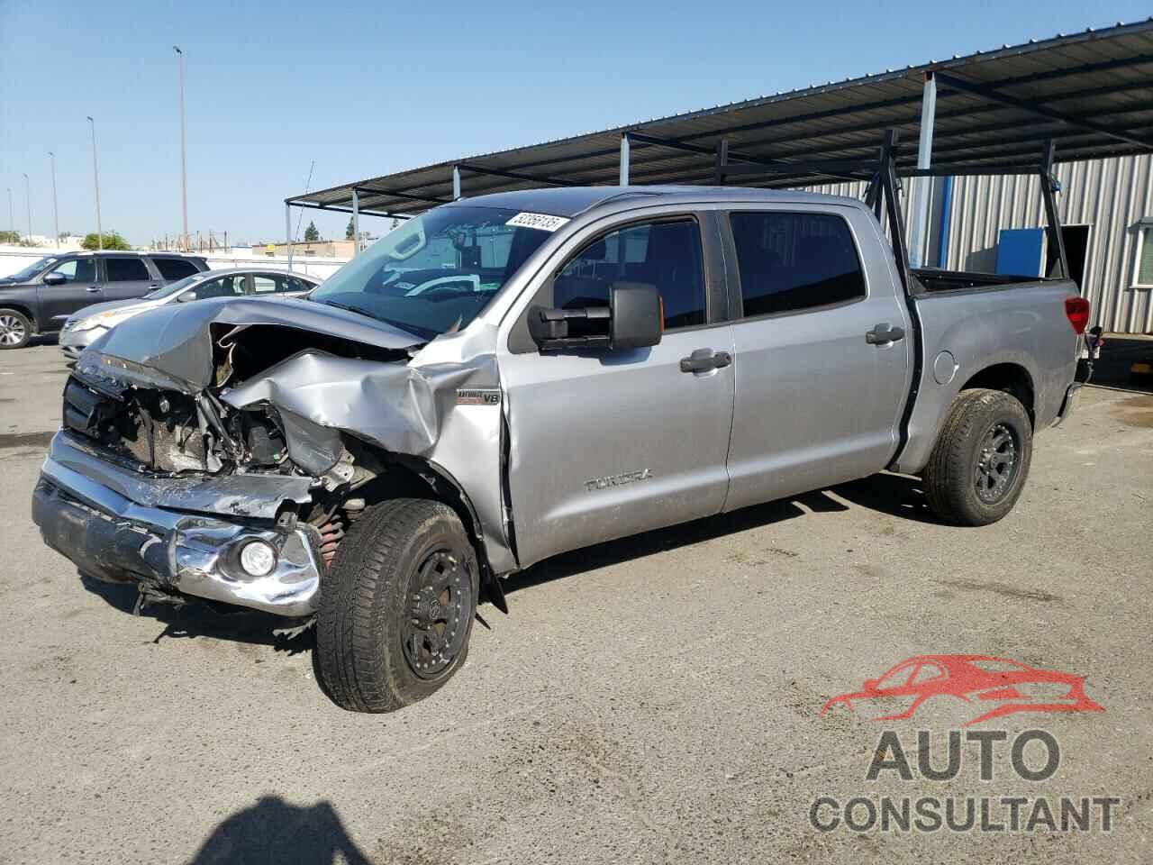 TOYOTA TUNDRA 2013 - 5TFDY5F10DX284847