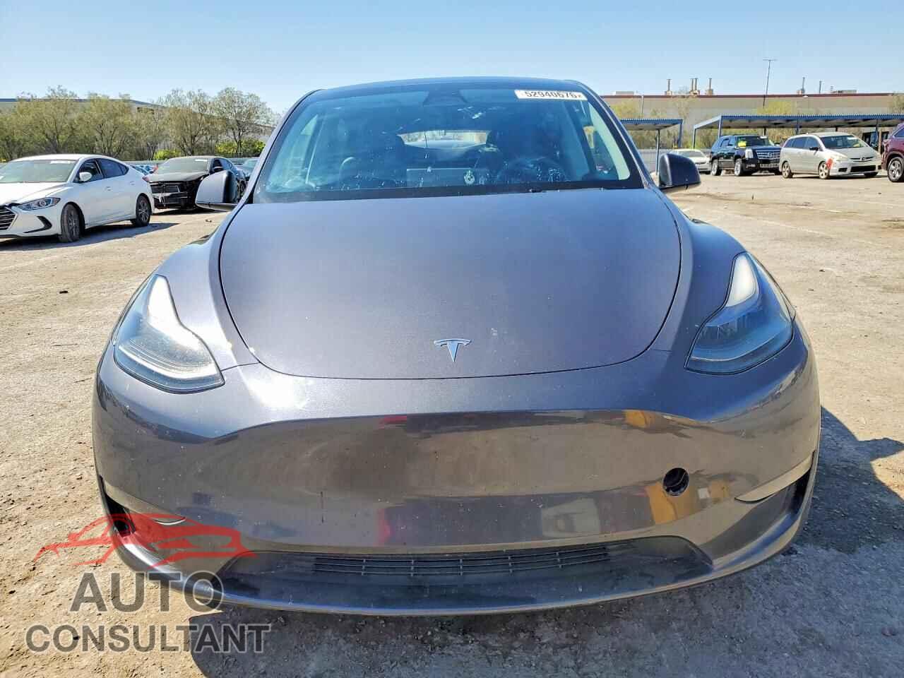 TESLA MODEL Y 2023 - 7SAYGAEE6PF700385